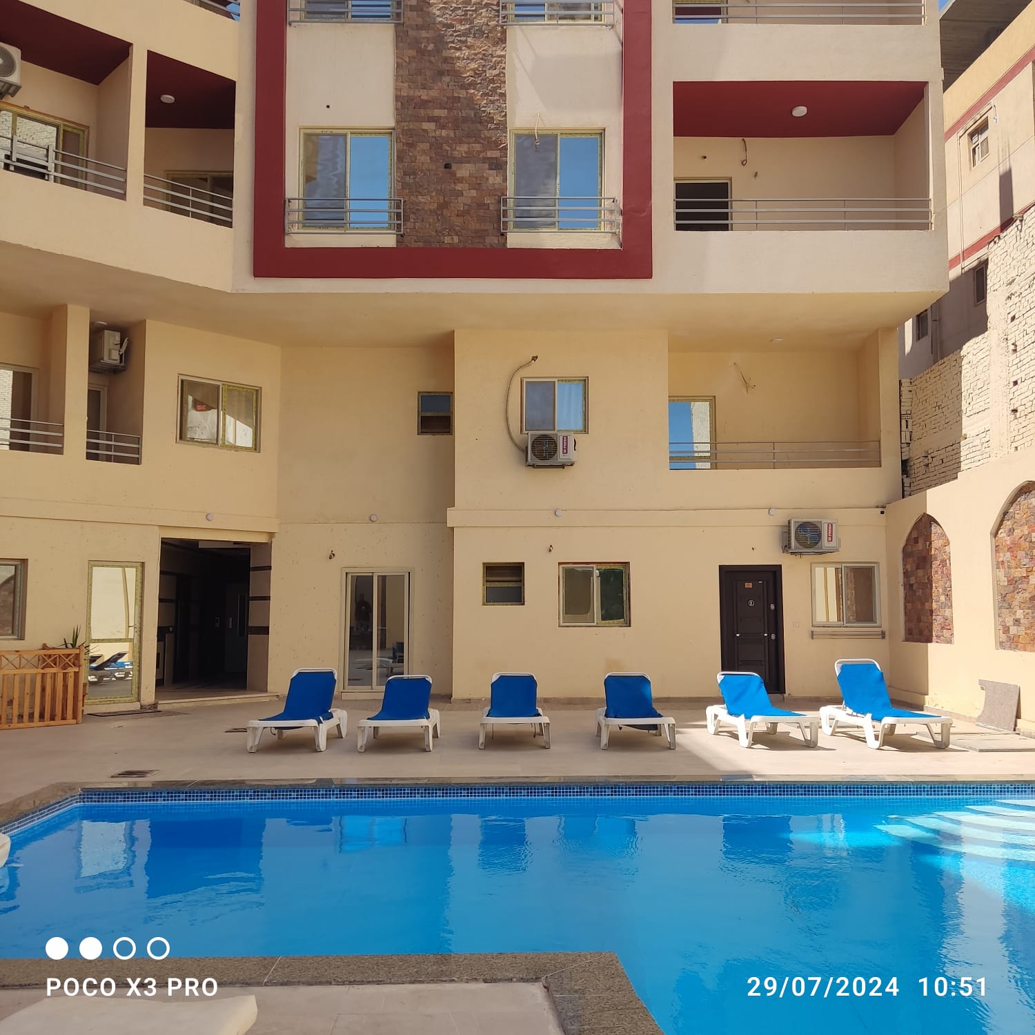 1457  sea view apartment in compound in ahya area