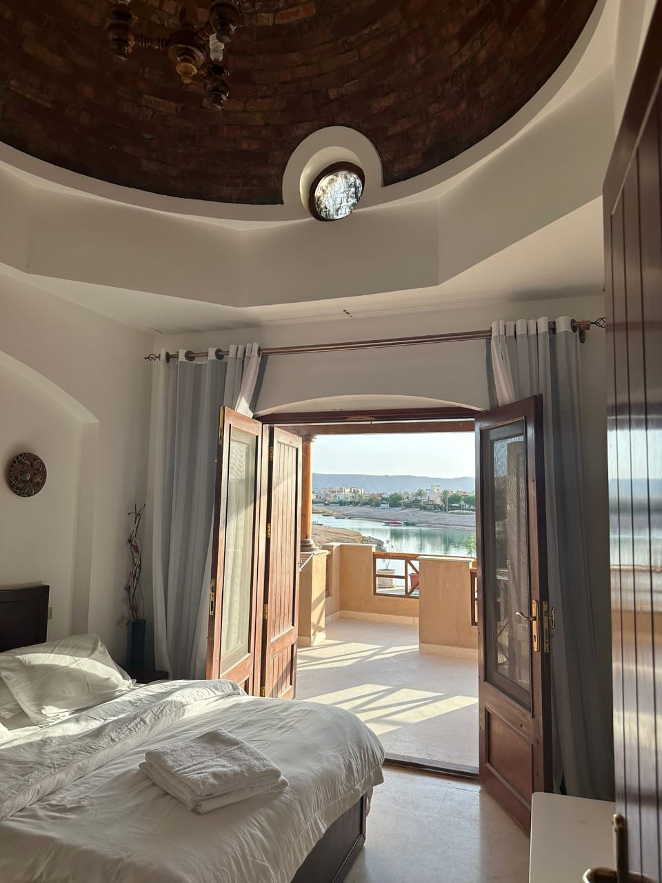 Exklusive 3/3 Villa mit Lagunenblick in Sabina - El Gouna (3/3 steht hier für 3 Zimmer und 3 Badezimmer)