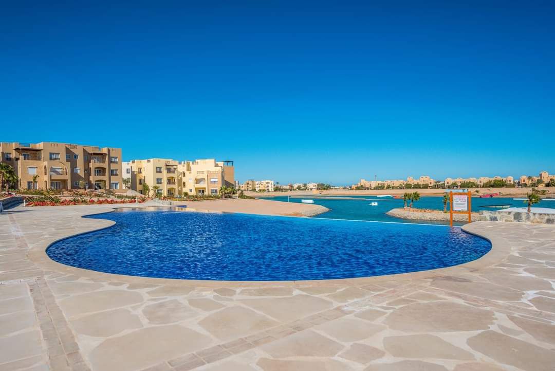 R12 1 bedroom apartment for short term rent in Elgouna