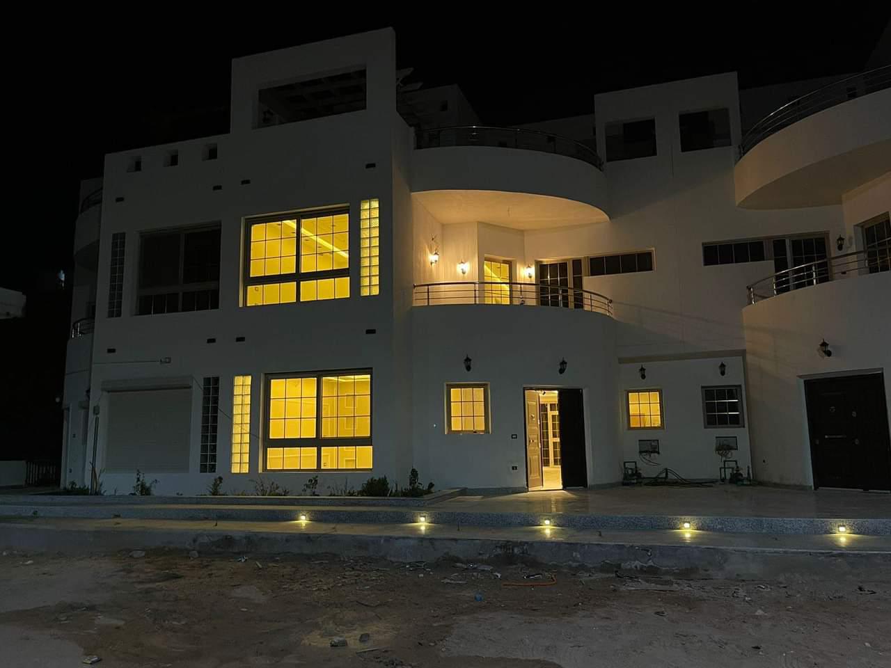 1459 villa with pool in megawish area