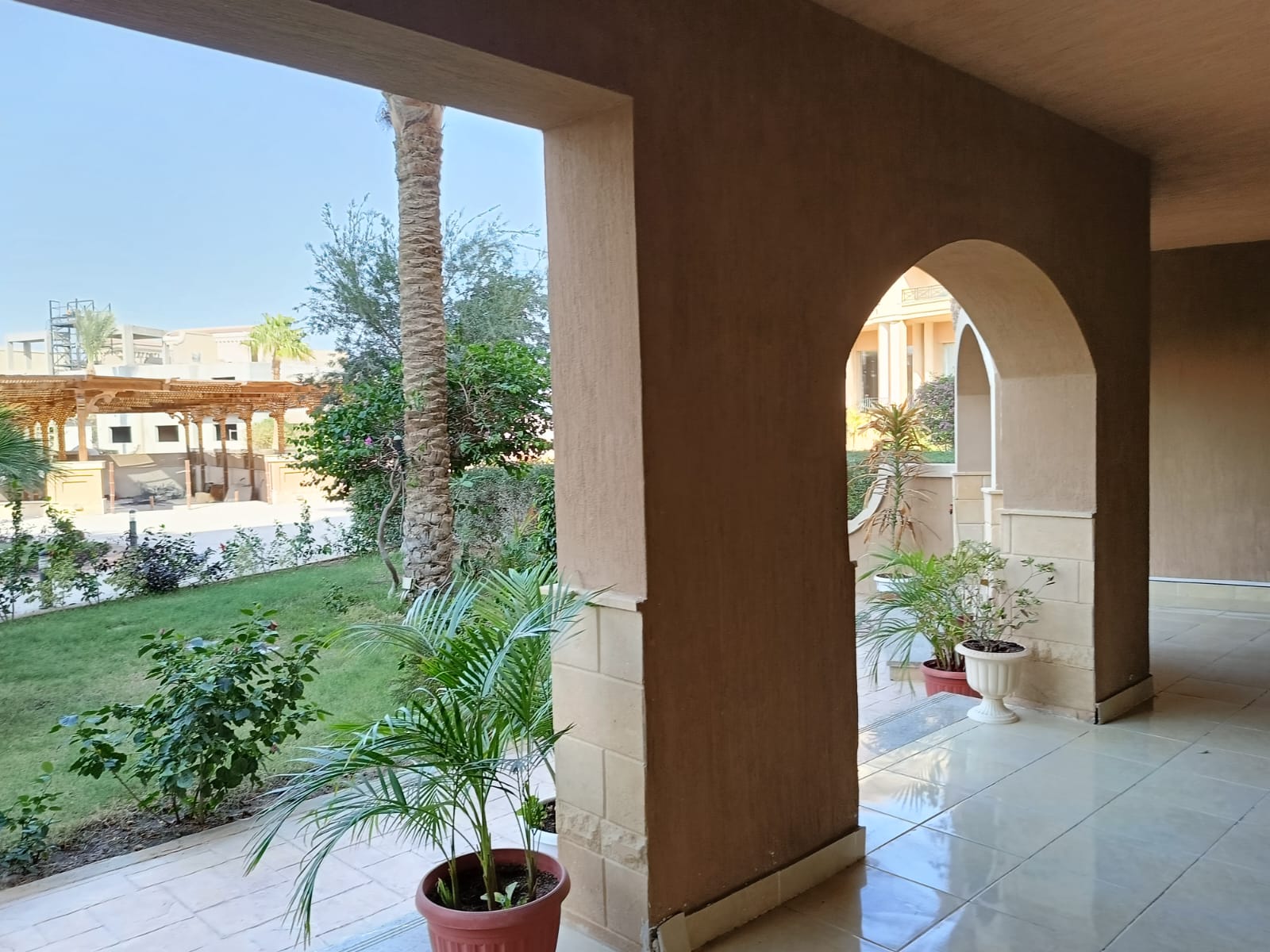 1454 apartment with garden ,private beach and pool in sahl hasheesh