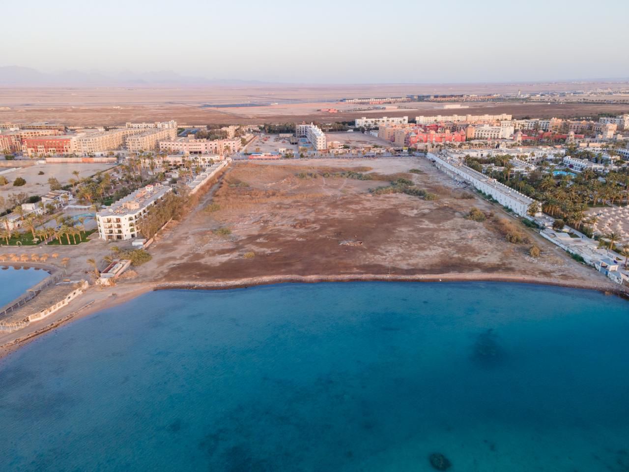 own your unit in Grand Rock Resort, first row, Al Mamsha El Seyahi, Hurghada Directly facing the sea.