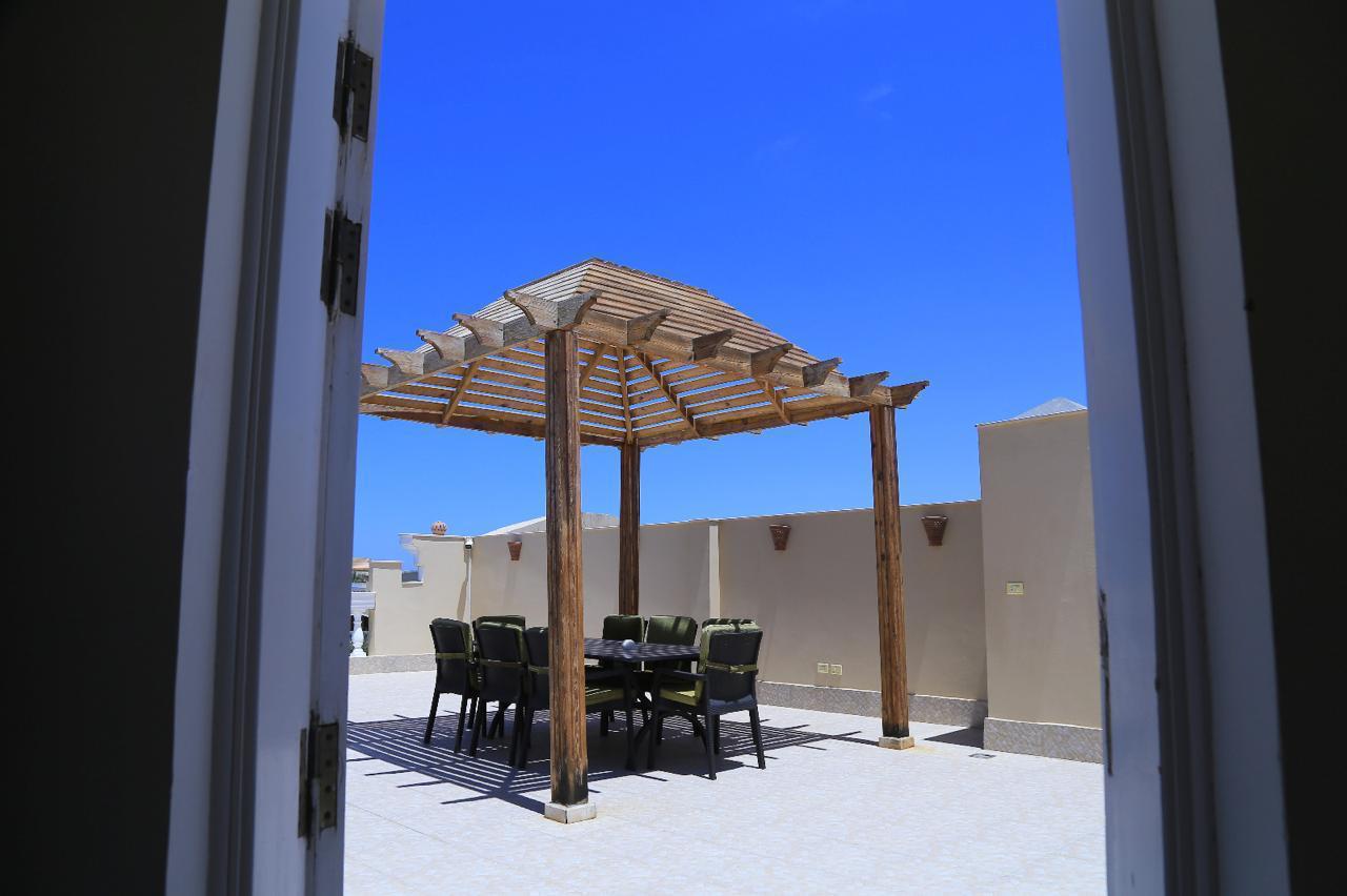 1487 Villa for Sale in Compound in Mubarak 7